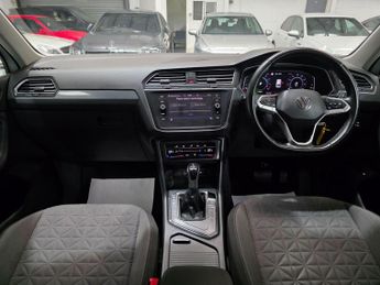Volkswagen Tiguan 1.4 TSI 13kWh Life DSG Euro 6 (s/s) 5dr
