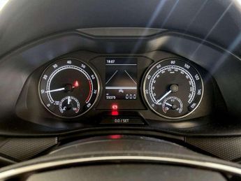 Skoda Kamiq 1.0 TSI SE Euro 6 (s/s) 5dr