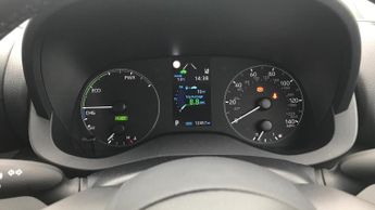 Toyota Yaris 1.5 VVT-h Icon E-CVT Euro 6 (s/s) 5dr