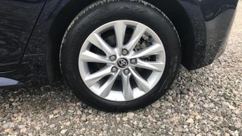 Toyota Corolla 1.8 VVT-h Icon CVT Euro 6 (s/s) 5dr