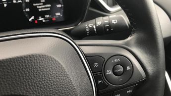 Toyota Corolla 1.8 VVT-h Icon CVT Euro 6 (s/s) 5dr