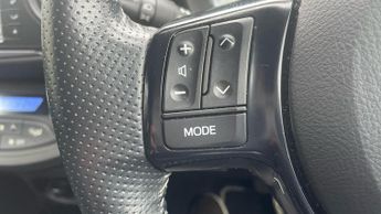 Toyota Yaris 1.5 VVT-h Design E-CVT Euro 6 5dr