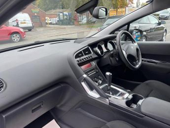 Peugeot 3008 1.6 e-HDi Active EGC Euro 5 (s/s) 5dr