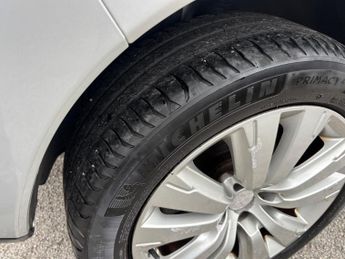 Peugeot 3008 1.6 e-HDi Active EGC Euro 5 (s/s) 5dr