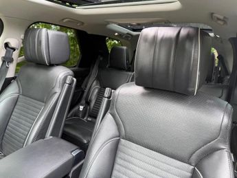 Land Rover Discovery 3.0 SD V6 HSE Luxury Auto 4WD Euro 6 (s/s) 5dr