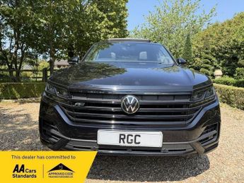 Volkswagen Touareg 3.0 TDI V6 Black Edition Tiptronic 4Motion Euro 6 (s/s) 5dr