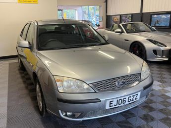 Ford Mondeo 2.0 Ghia 5dr