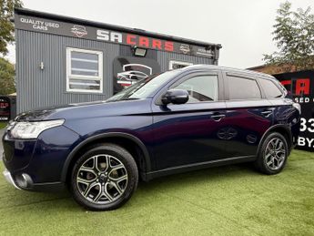 Mitsubishi Outlander 2.2 DI-D GX3 SUV 5dr Diesel Auto 4WD Euro 5 (s/s) (150 ps)