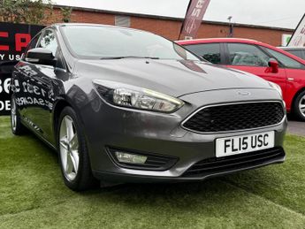 Ford Focus 1.6 Zetec Hatchback 5dr Petrol Powershift Euro 6 (125 ps)