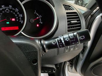 Kia Venga 1.6 3 Auto Euro 5 5dr
