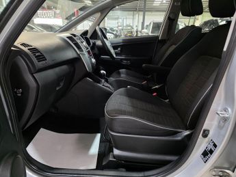 Kia Venga 1.6 3 Auto Euro 5 5dr