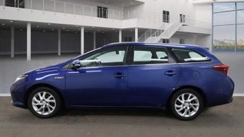 Toyota Auris 1.8 VVT-h Business Edition Touring Sports CVT Euro 6 (s/s) 5dr