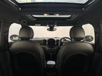 MINI Countryman 1.5 10kWh Cooper SE Exclusive Auto ALL4 Euro 6 (s/s) 5dr