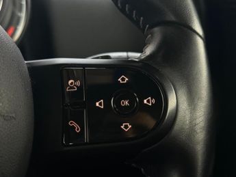 MINI Countryman 1.5 10kWh Cooper SE Exclusive Auto ALL4 Euro 6 (s/s) 5dr