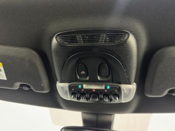 MINI Countryman 1.5 10kWh Cooper SE Exclusive Auto ALL4 Euro 6 (s/s) 5dr