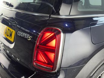 MINI Countryman 1.5 10kWh Cooper SE Exclusive Auto ALL4 Euro 6 (s/s) 5dr