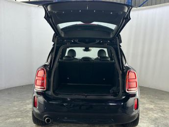 MINI Countryman 1.5 10kWh Cooper SE Exclusive Auto ALL4 Euro 6 (s/s) 5dr