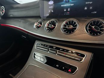 Mercedes-Benz CLS 2.9 CLS400d AMG Line Night Edition (Premium Plus) Coupe G-Tronic