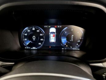 Volvo XC60 2.0 D4 R-Design Auto AWD Euro 6 (s/s) 5dr