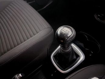 Toyota Yaris 1.33 Dual VVT-i Design Euro 6 5dr