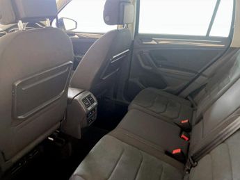 Volkswagen Tiguan 2.0 TDI SEL 4Motion Euro 6 (s/s) 5dr
