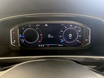 Volkswagen Tiguan 2.0 TDI SEL 4Motion Euro 6 (s/s) 5dr