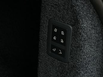 Land Rover Range Rover 4.4 SD V8 Autobiography Auto 4WD Euro 6 (s/s) 5dr