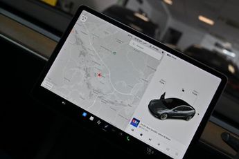 TESLA Model 3 (Dual Motor) Long Range Saloon 4dr Electric Auto 4WDE (346 ps) +