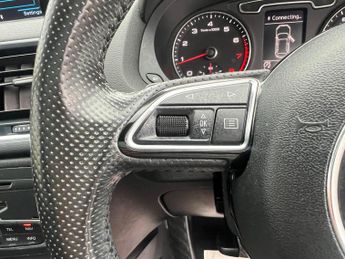 Audi Q3 2.0 TFSI S line S Tronic quattro Euro 5 (s/s) 5dr