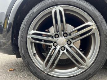 Audi Q3 2.0 TFSI S line S Tronic quattro Euro 5 (s/s) 5dr