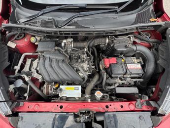 Nissan Juke 1.6 Tekna XTRON Euro 6 5dr