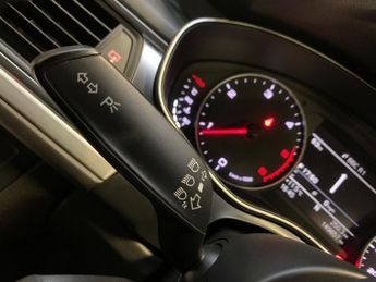 Audi A6 Avant 2.0 TDI ultra S line S Tronic Euro 6 (s/s) 5dr