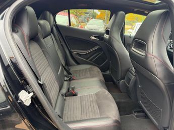 Mercedes-Benz GLA 2.1 GLA220 CDI AMG Line 7G-DCT 4MATIC Euro 6 (s/s) 5dr