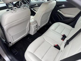 Mercedes-Benz A Class 1.5 A180d Sport 7G-DCT Euro 6 (s/s) 5dr
