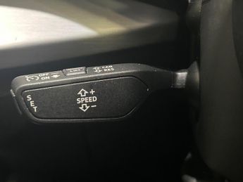 Audi Q2 1.5 TFSI CoD 35 Black Edition S Tronic Euro 6 (s/s) 5dr