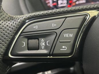 Audi Q2 1.5 TFSI CoD 35 Black Edition S Tronic Euro 6 (s/s) 5dr