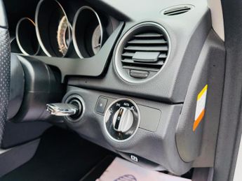 Mercedes-Benz C Class 1.8 C180 BlueEfficiency Sport Estate 5dr Petrol G-Tronic+ Euro 5