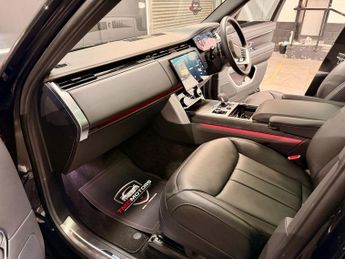 Land Rover Range Rover 4.4 P530 V8 First Edition Auto 4WD Euro 6 (s/s) 5dr