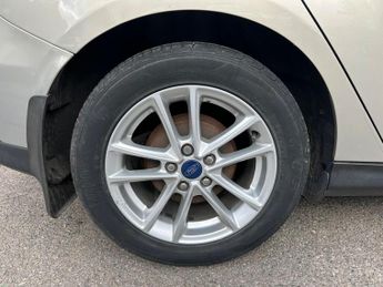 Ford Focus 1.5 TDCi Zetec Powershift Euro 6 (s/s) 5dr