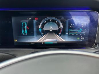 Mercedes-Benz E Class 2.0 E220d AMG Line (Premium) G-Tronic+ Euro 6 (s/s) 4dr