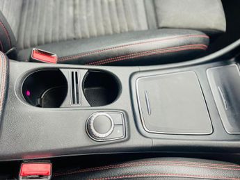 Mercedes-Benz A Class 2.1 A200d AMG Line (Premium) 7G-DCT Euro 6 (s/s) 5dr