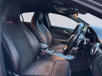 Mercedes-Benz A Class 2.1 A200d AMG Line (Premium) 7G-DCT Euro 6 (s/s) 5dr