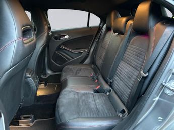 Mercedes-Benz A Class 2.1 A200d AMG Line (Premium) 7G-DCT Euro 6 (s/s) 5dr