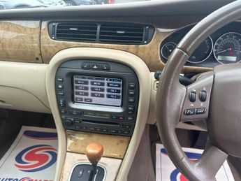 Jaguar X-Type 2.5 V6 SE (AWD) 4dr