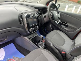 Renault Captur 1.5 dCi Dynamique S MediaNav SUV 5dr Diesel EDC Euro 5 (90 ps)