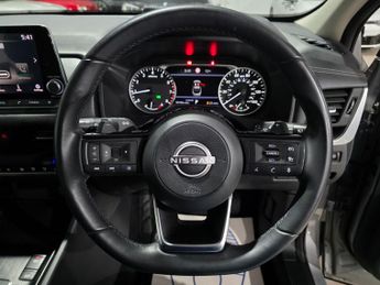 Nissan Qashqai 1.3 DIG-T MHEV Acenta Premium XTRON Euro 6 (s/s) 5dr