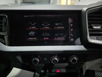 Audi A1 1.0 TFSI 30 Citycarver S Tronic Euro 6 (s/s) 5dr