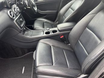 Mercedes-Benz A Class 2.1 A200d AMG Line (Executive) 7G-DCT Euro 6 (s/s) 5dr