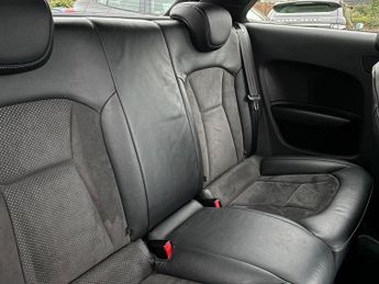 Audi A1 1.4 TFSI CoD Black Edition S Tronic Euro 6 (s/s) 3dr (Nav)