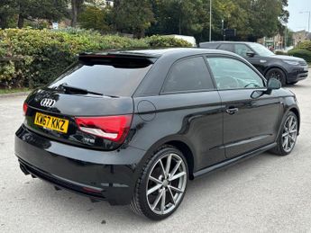Audi A1 1.4 TFSI CoD Black Edition S Tronic Euro 6 (s/s) 3dr (Nav)